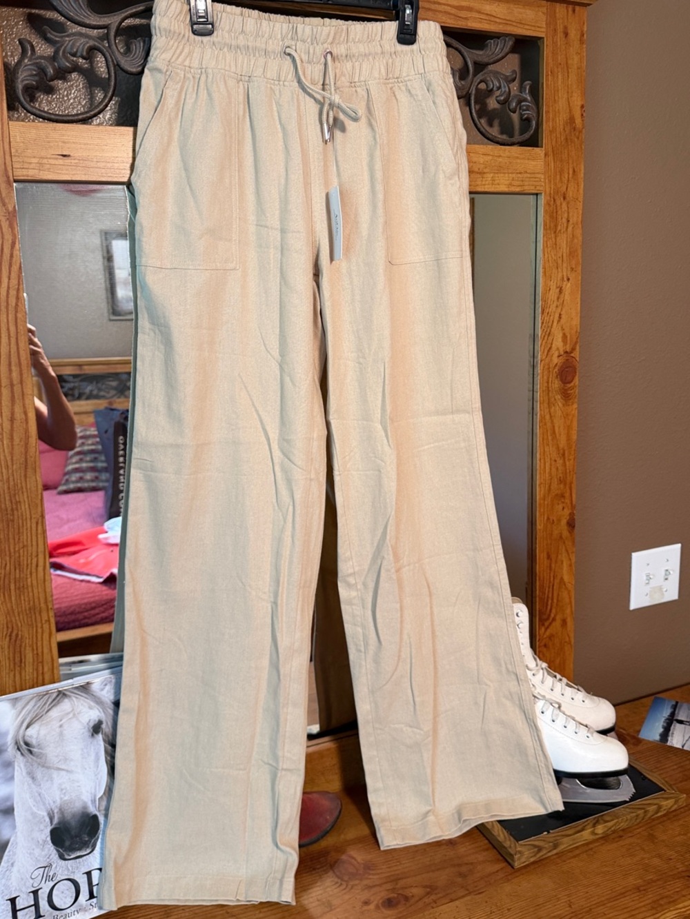 Women's Wide-Leg Pull-On Pants in Light Beige 33 inch inseam